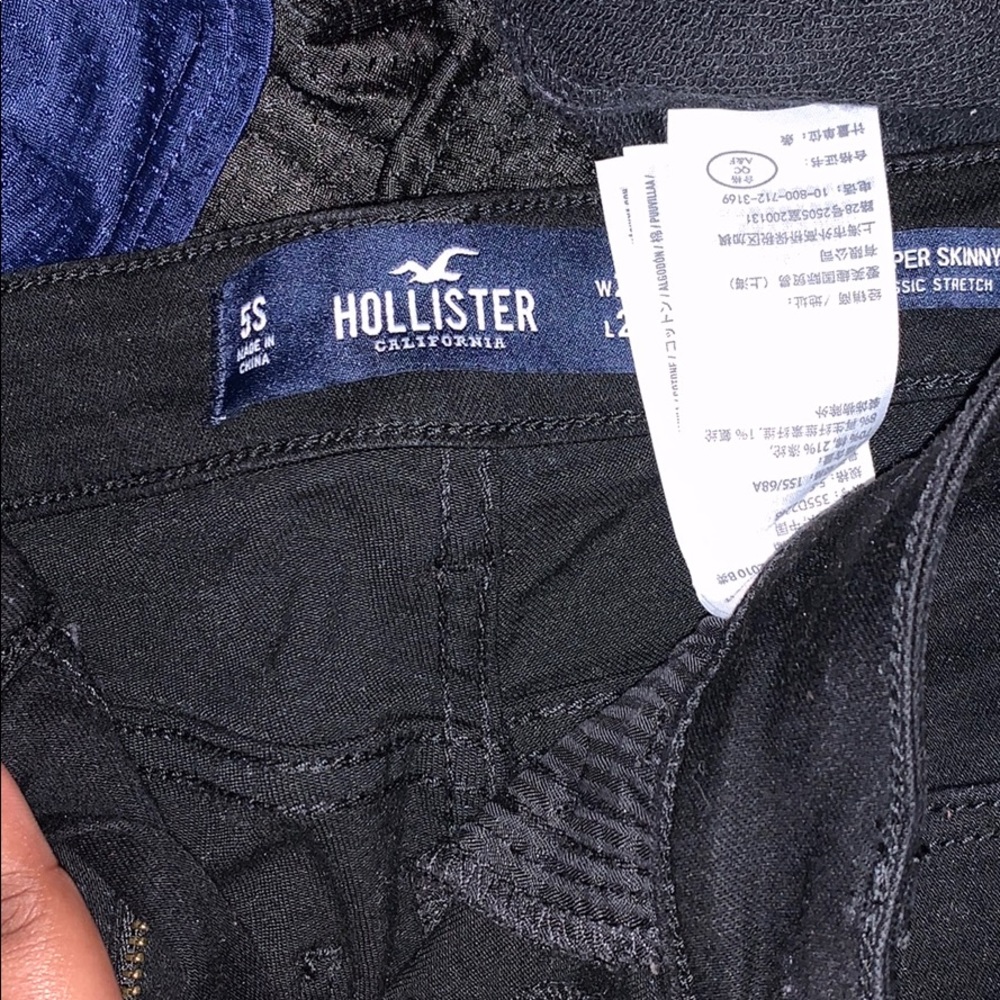 Plain Black Tight Hollister Jeans